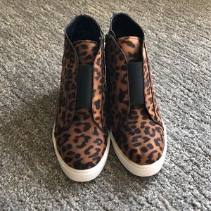 Leopard print tennis shoe wedge